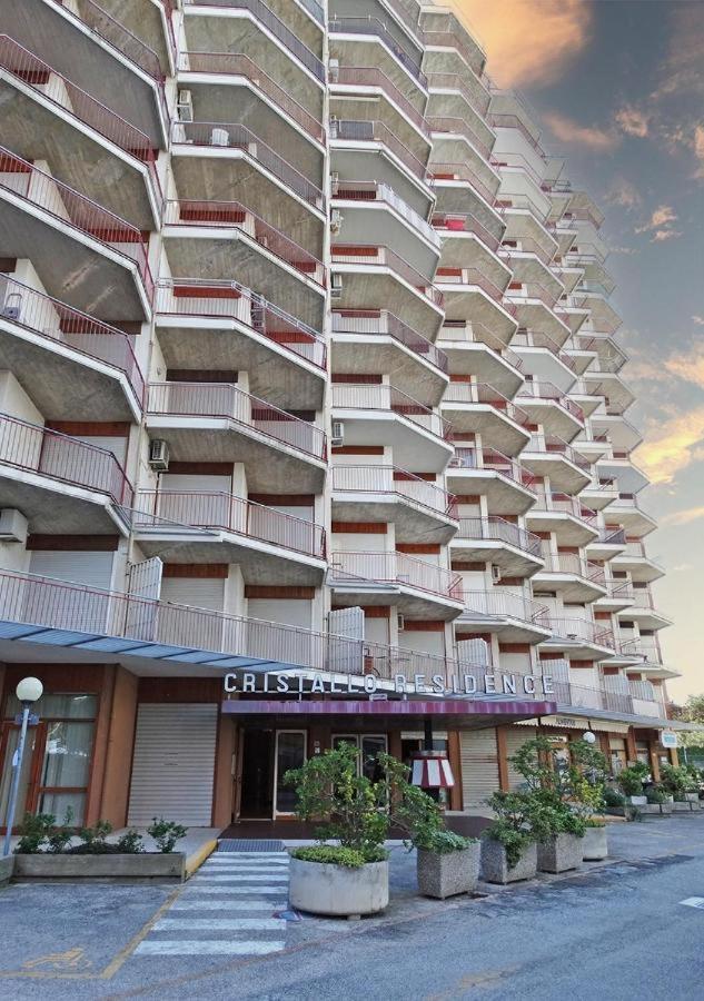 Appartamento Splendido attico, piscina e vista mare Lignano Sabbiadoro Esterno foto